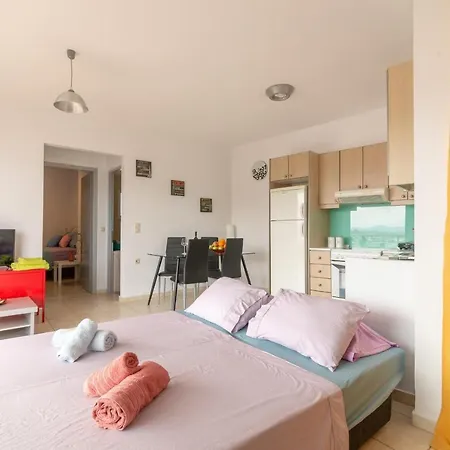 Penthouse In Downtown With Seaview 아파트 이라클리온