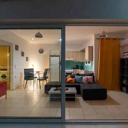 아파트 Penthouse In Downtown With Seaview 이라클리온